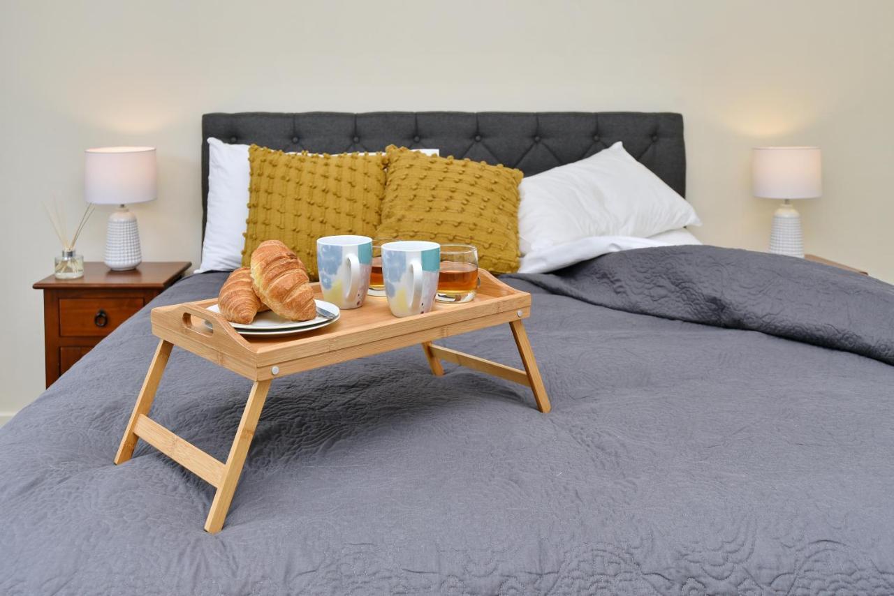 Clyde 106 - Christchurch Holiday Homes エクステリア 写真