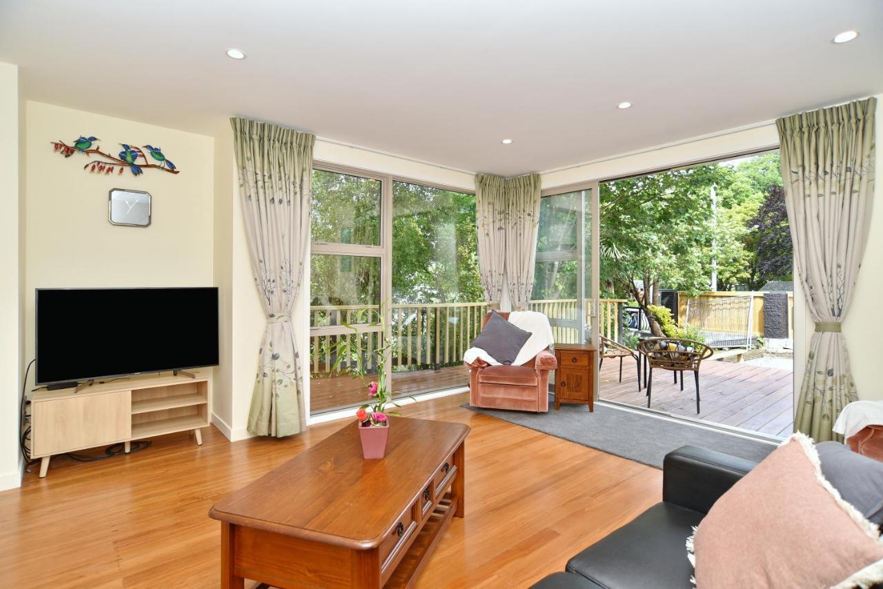 Clyde 106 - Christchurch Holiday Homes エクステリア 写真